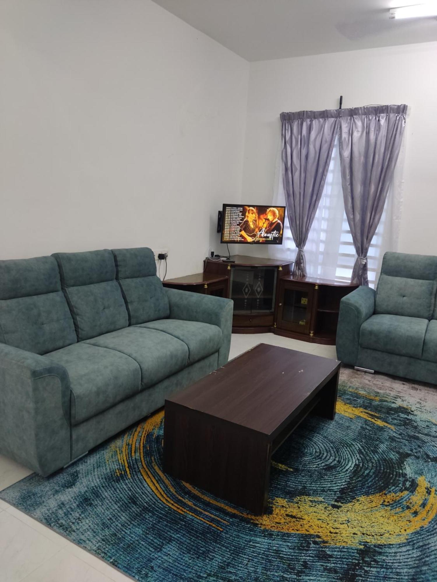 2Storey Asraf'S Homestay Seri Iskandar Exterior photo